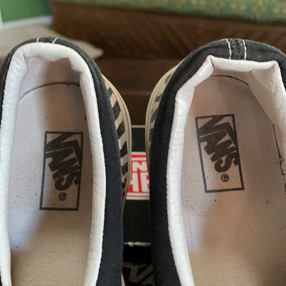 Vans zebra print authentic slip on size 3 - Picture 7 of 7